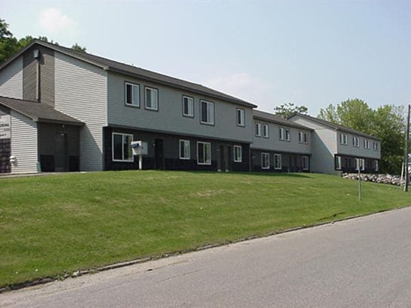 Hillside Apartments-street view - Hillside Apartments