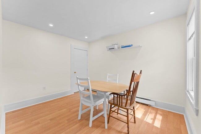 Photo - 14 Glendale St Unit 14 Glendale St