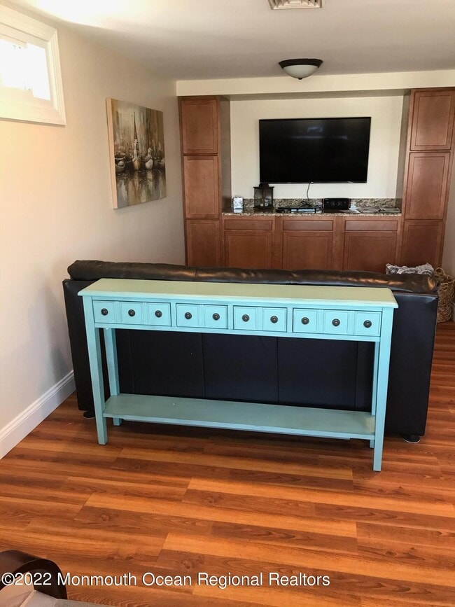 Photo - 527 Brielle Rd