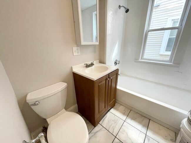 Photo - 26 Taft St Unit 1