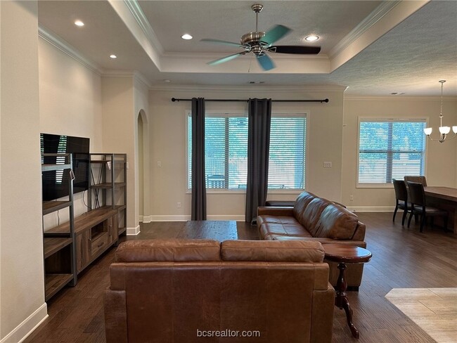 Photo - 15605 Long Creek Ln