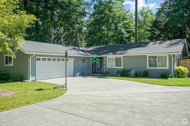 Building Photo - 3 Bed, 2.5 Bath Single Family Available fo... Rental