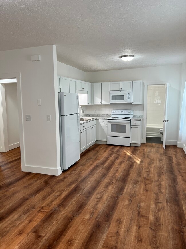 Photo - 94 Graham St Unidad 102