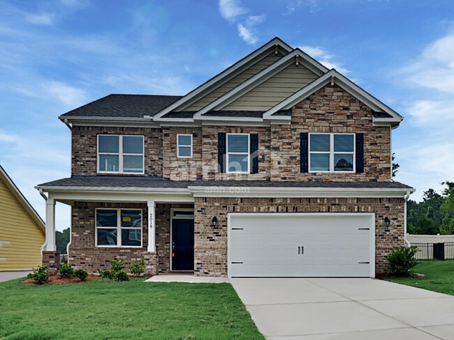 Building Photo - 2018 The Ln NE
