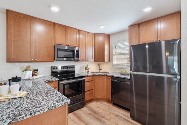 Woodchase Apartments