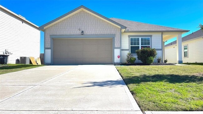 Photo - 1005 White Birch Ln House
