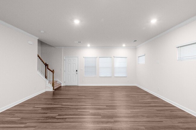 Photo - Beautiful and Spacious Home in the Heart o...