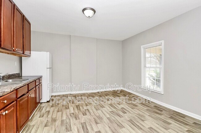 Photo - 818 Frederick St