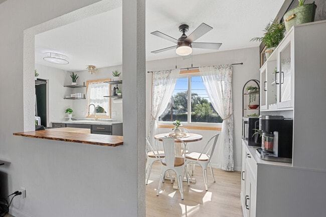 Photo - 2120 Rena Pl