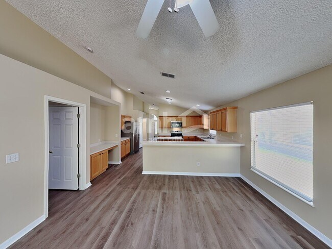 Photo - 4012 Waltham Forest Dr