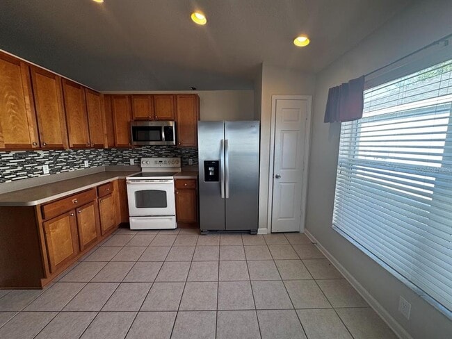 Photo - 495 Painted Leaf Dr