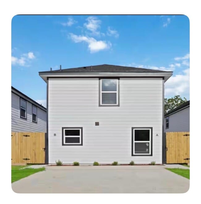 Building Photo - 6615 Bacher St