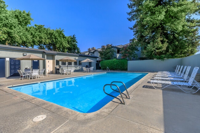 Photo - Sand Creek Apartments