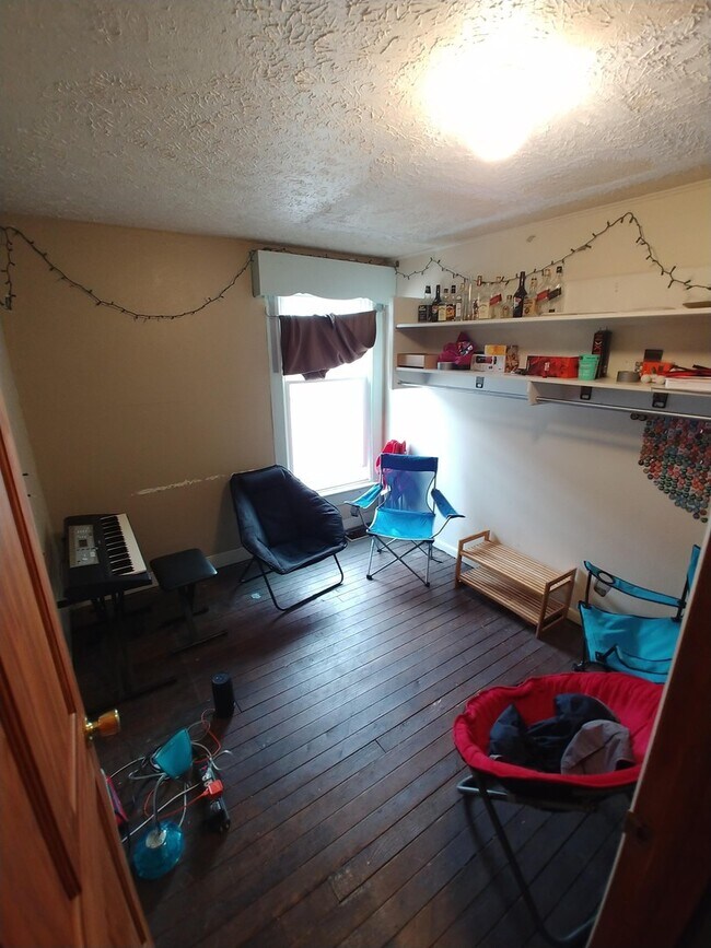 Photo - 401 E 12th St Unidad 1