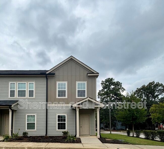 Building Photo - 602 Dobhill Ln Unit 602
