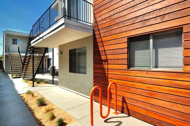 Photo - 4352 Marlborough Ave