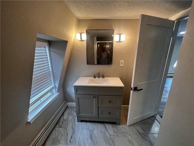 Photo - 45 Kenyon St Unidad 3