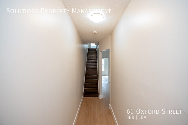 Photo - **Updated 3 Bedroom, 1 Bath Full House**