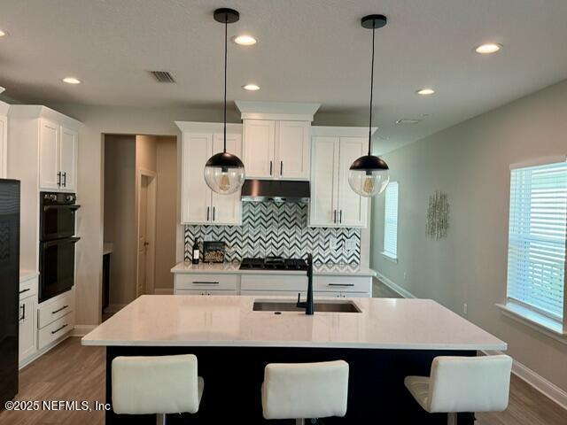 Photo - 72 Tarbert Ln