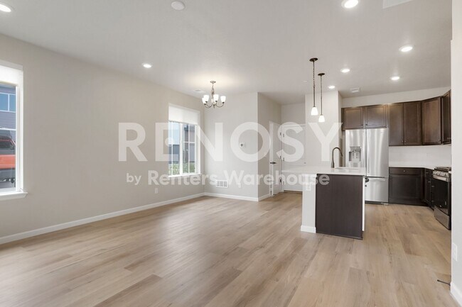 Photo - Stunning Brand New Townhouse in Castle Pines!