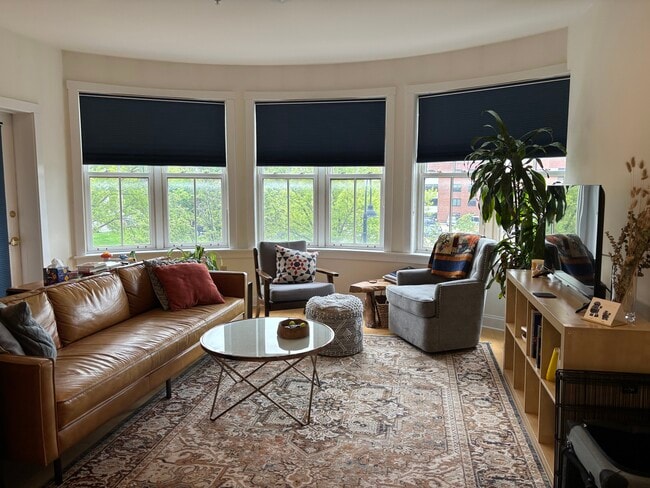 Photo - 40 College St Condo Unit 408