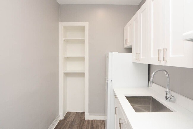 Photo - 5606 N Kenmore Ave Unit J03P