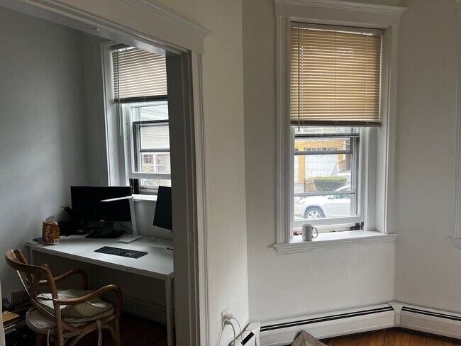 Photo - 315 Harvard St Unit 1