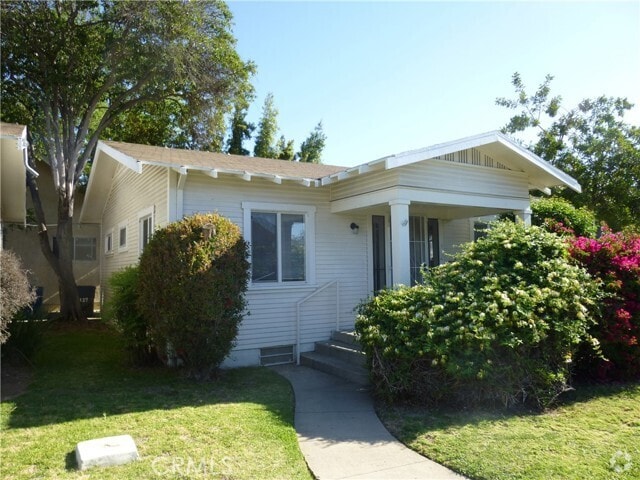 Building Photo - 127 S Olive Ave Rental