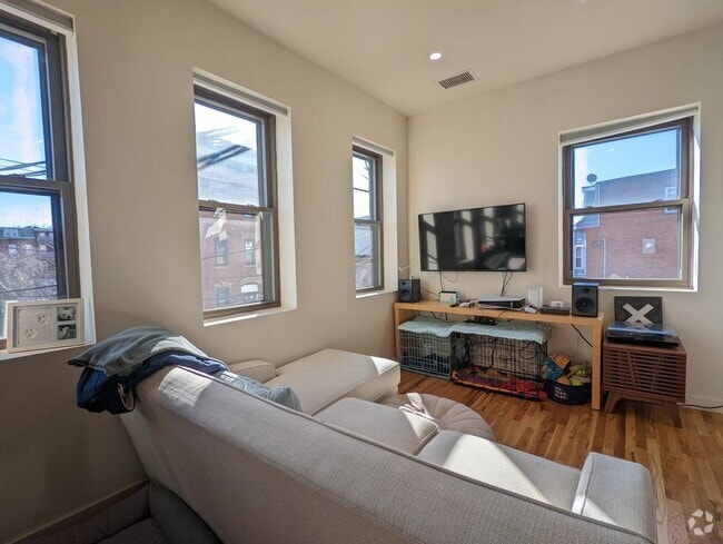 Building Photo - 100 Pearl St Unit 13 Rental