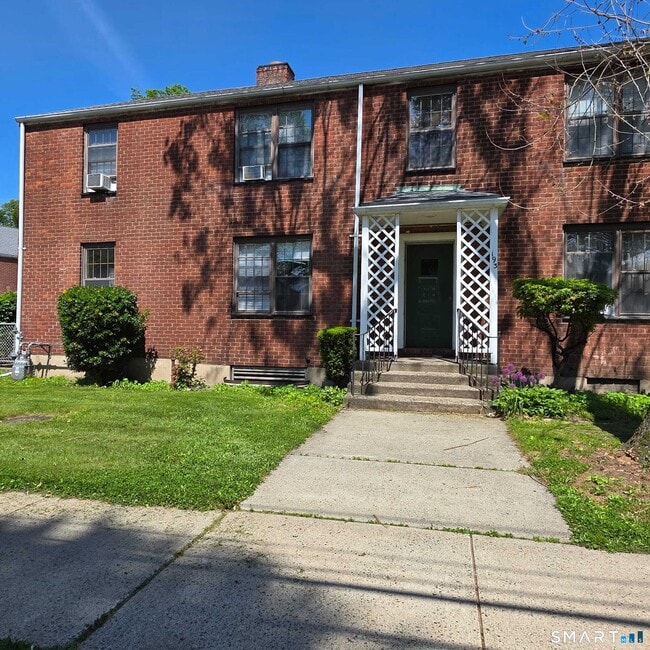 Building Photo - 193 Virginia Ave Unit A