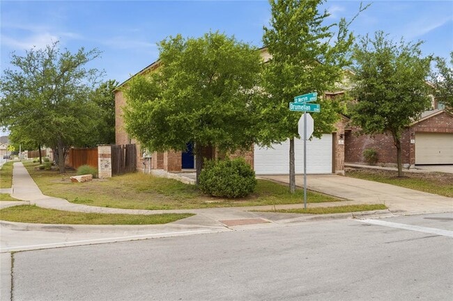 Photo - 11200 Drumellan St