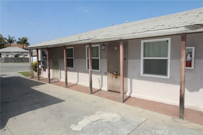 4986 Southern Ave Unit B