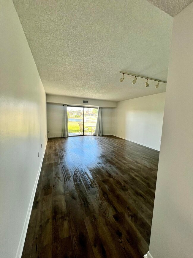 Photo - 4657 Fountains Dr S Unit 107