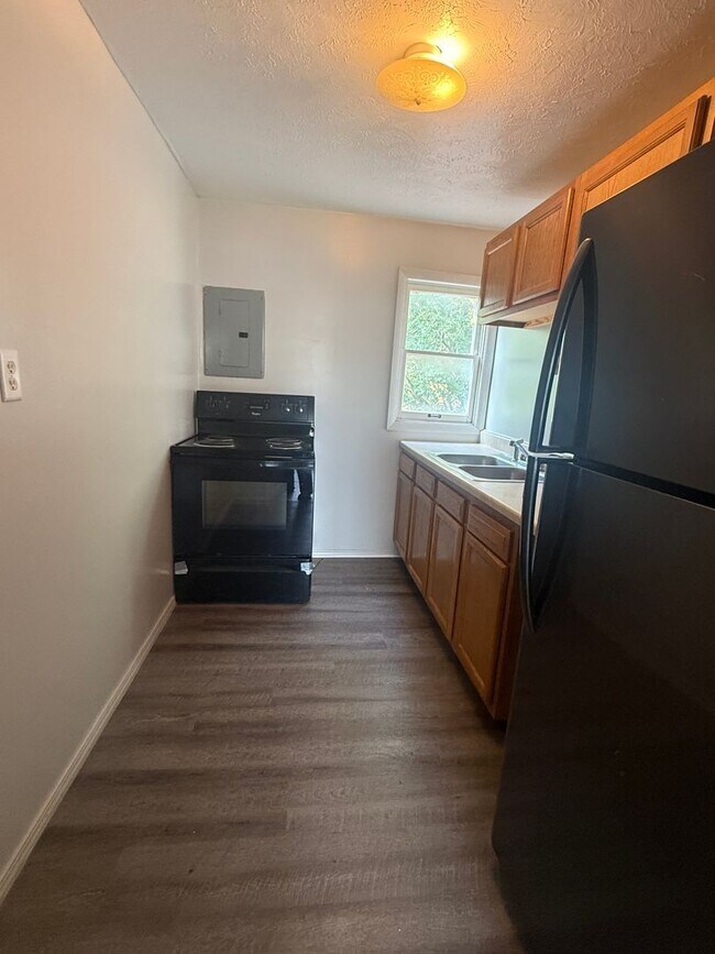 1414 W Washington St Unidad C