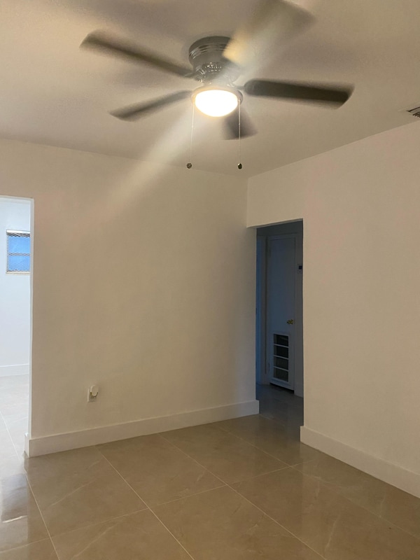 Photo - 29 NW 68th St