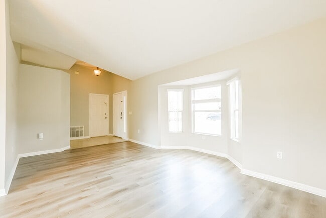 Photo - 1480 Muir Cir