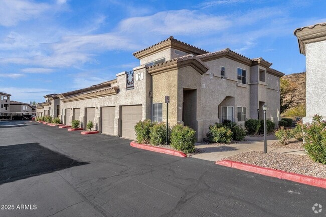 Building Photo - 3236 E Chandler Blvd Rental
