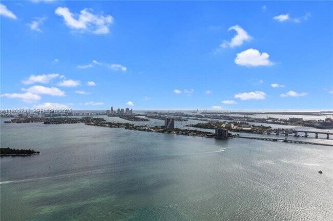 Photo - 700 NE 24th St Unit 700 NE 24th St 4206