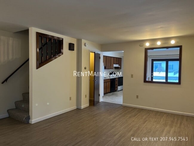 Photo - 15 Burleigh Rd Unit 4