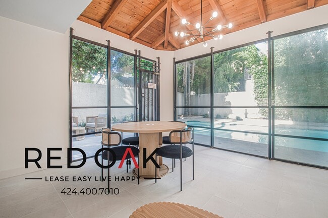 Photo - 4651 Cahuenga Blvd Unit 200