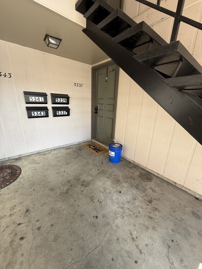 Photo - 5337 Dunmore Dr Unidad Shadow Creek