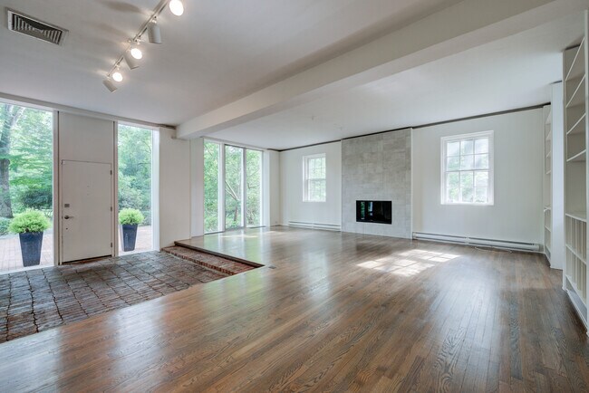 Photo - 3 Easterly Ct