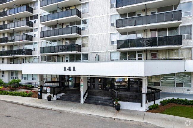 Entrance - Davisville Village