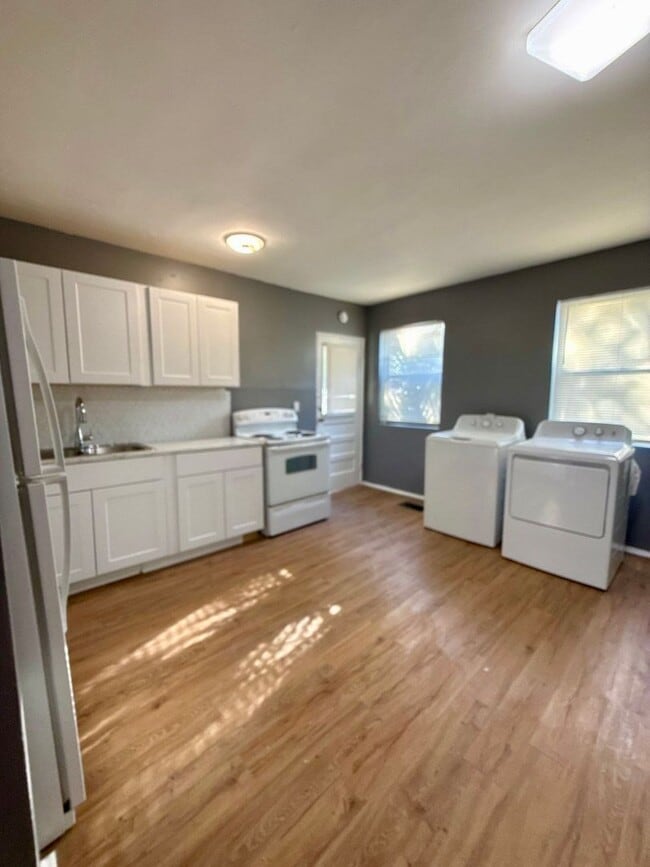 Photo - Great affordable apartment in St. Nicholas! Unit 2