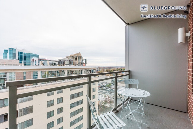 Photo - 4800 Auburn Ave Unidad FL15-ID970