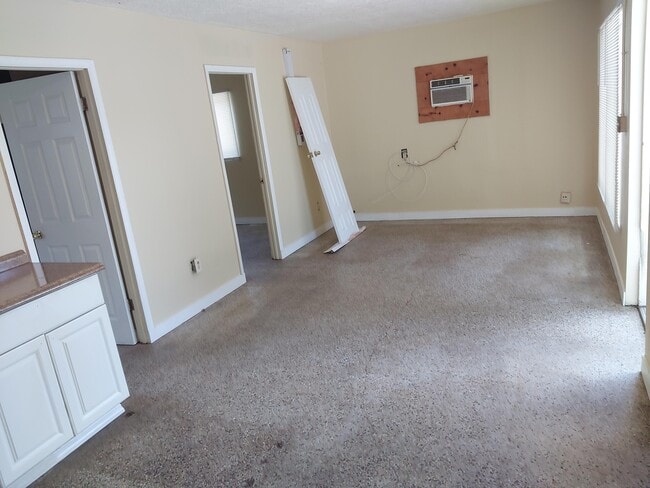 Photo - 2107 San Marcos Ave