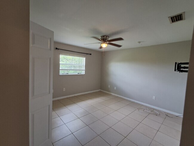 Photo - 363 Grant Blvd