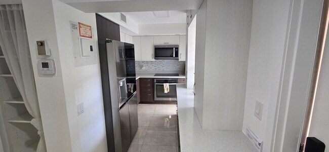 Photo - 3300 N Palm Aire Dr Unit 109