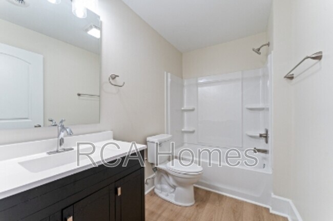 Photo - 619 N Rural St