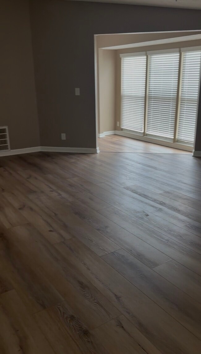 Photo - 4293 Parkview Ct Unidad Orchard Park 4293